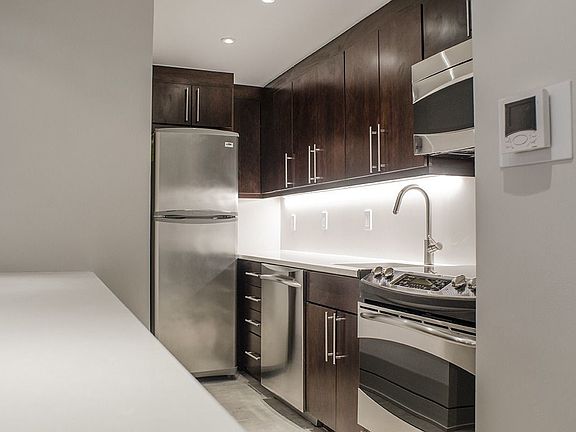 4th image of 235 W 16th St APT 3
