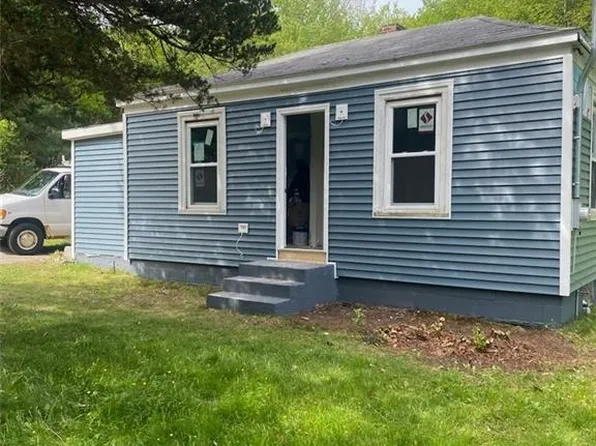 5 Lees Ln, Glocester, RI 02814