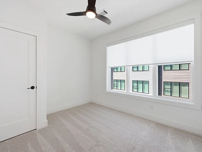 403 Chatham View Rd — Photo 24