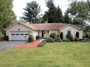 12 Eastern Dr, Wethersfield, CT 06109