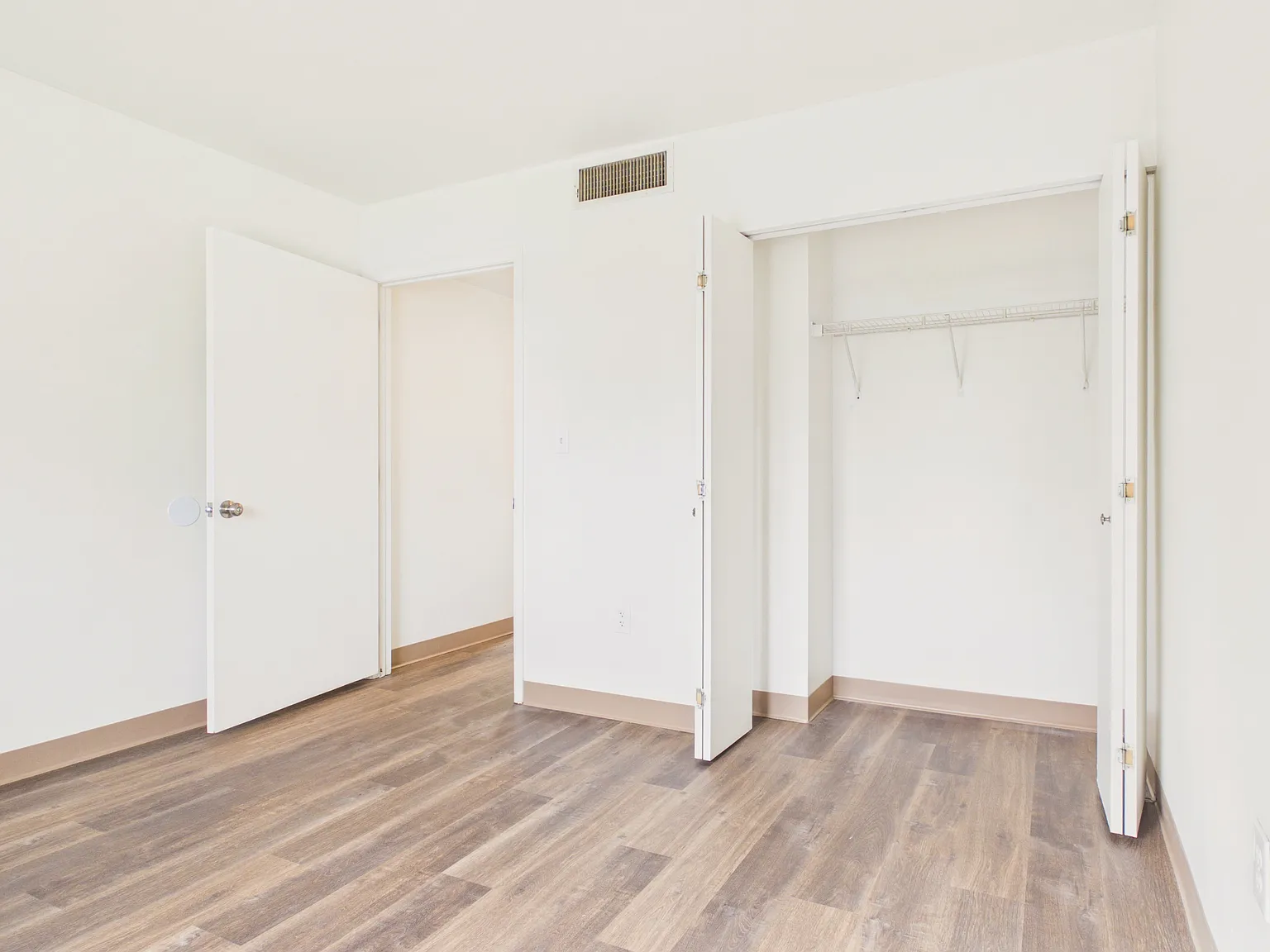 2 bed, 1138 sqft, $1,190 — Photo 2
