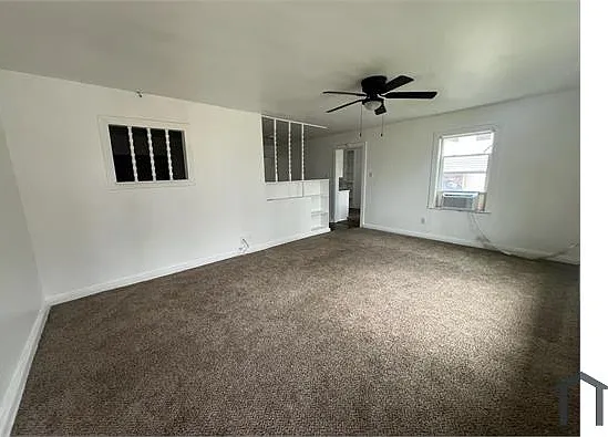 1915 Avenue B #1915 — Photo 1