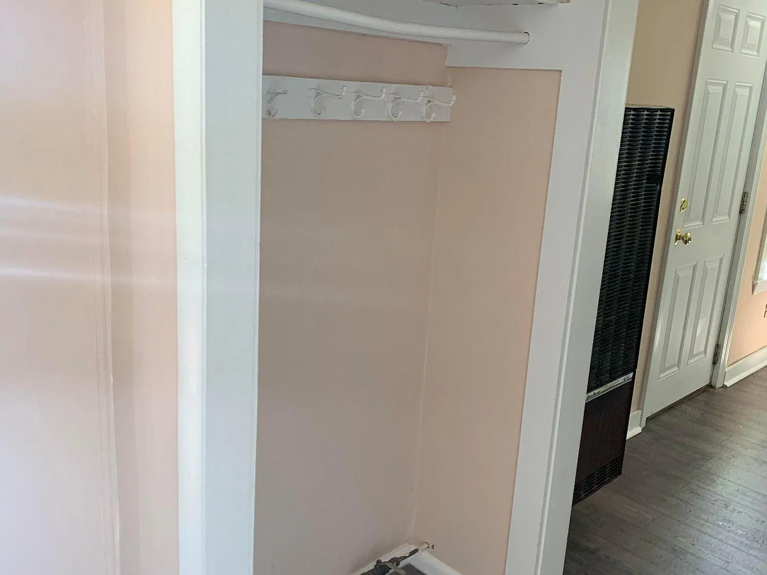 1 bed, 894 sqft, $1,400 — Photo 3