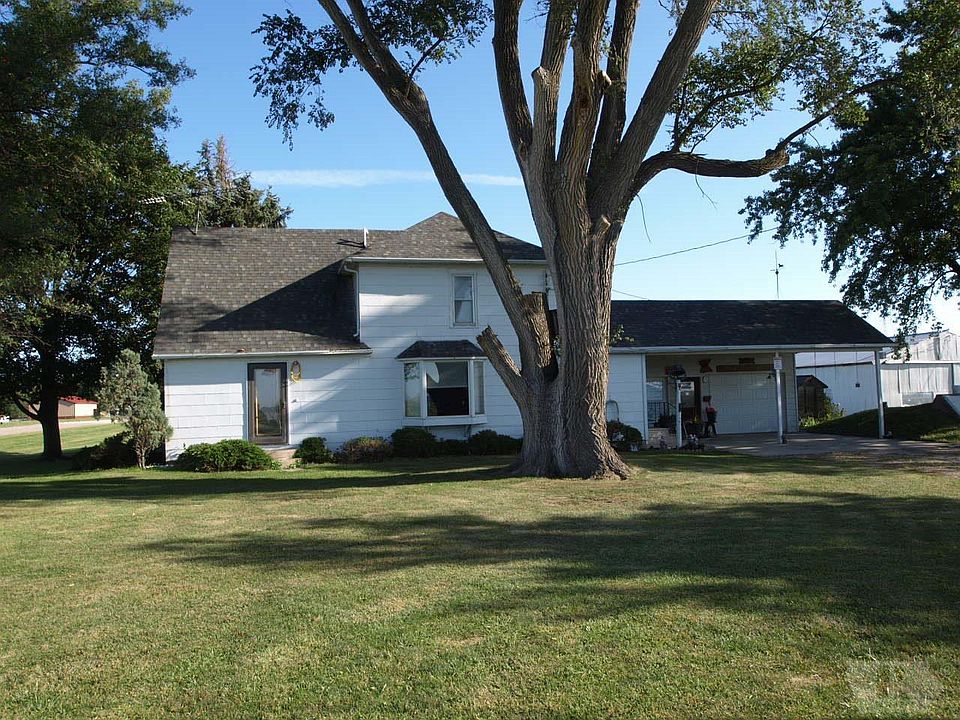 1st image of 2072 Elk Ave