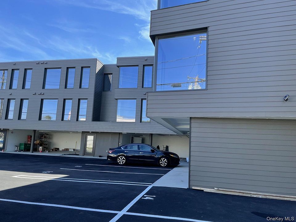 Building Photo 3