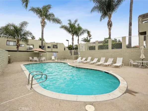 17692 Sergio Cir APT 202, Huntington Beach, CA 92647