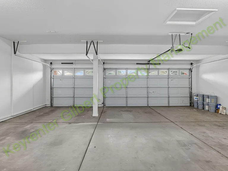 33958 N Barbara Dr — Photo 17