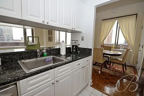 Rented by Bellmarc Realty | media 5