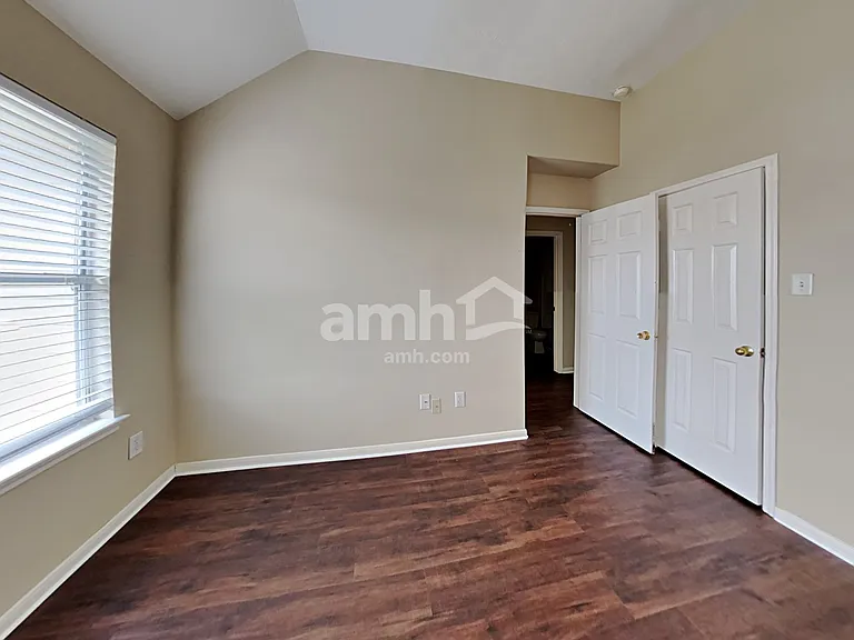 4002 Portman Glen Ln — Photo 10