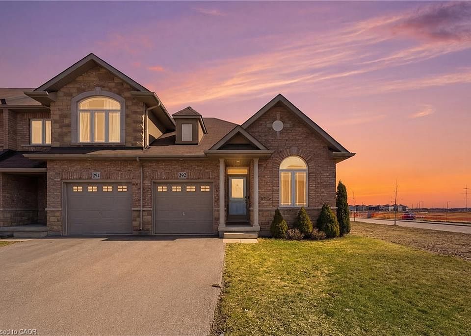 1st image of 292 Keystone Cres