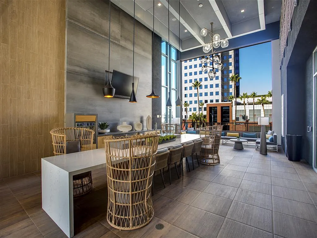Oceanaire — Photo 3