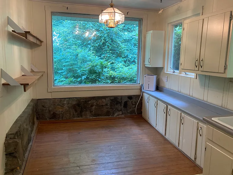 904 Shingle Rd — Photo 17