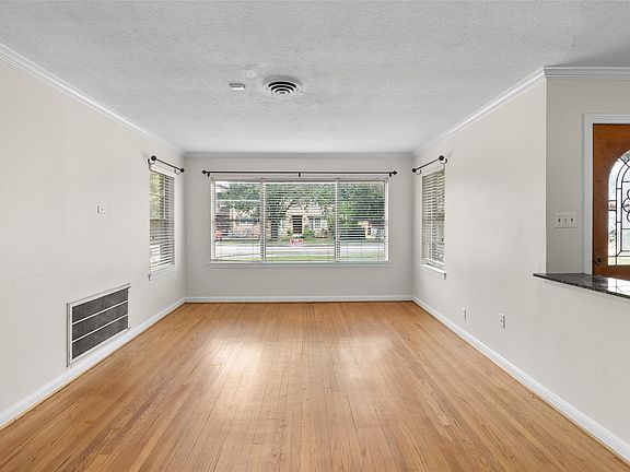 5th image of 3023 Fairhope St