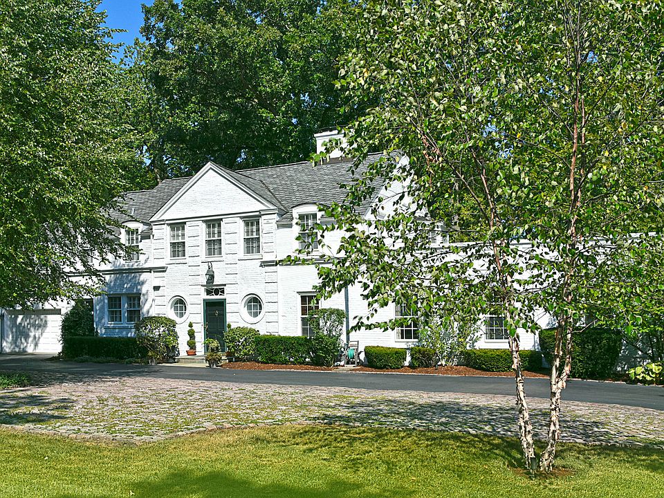 1st image of 525 Thornwood Ln