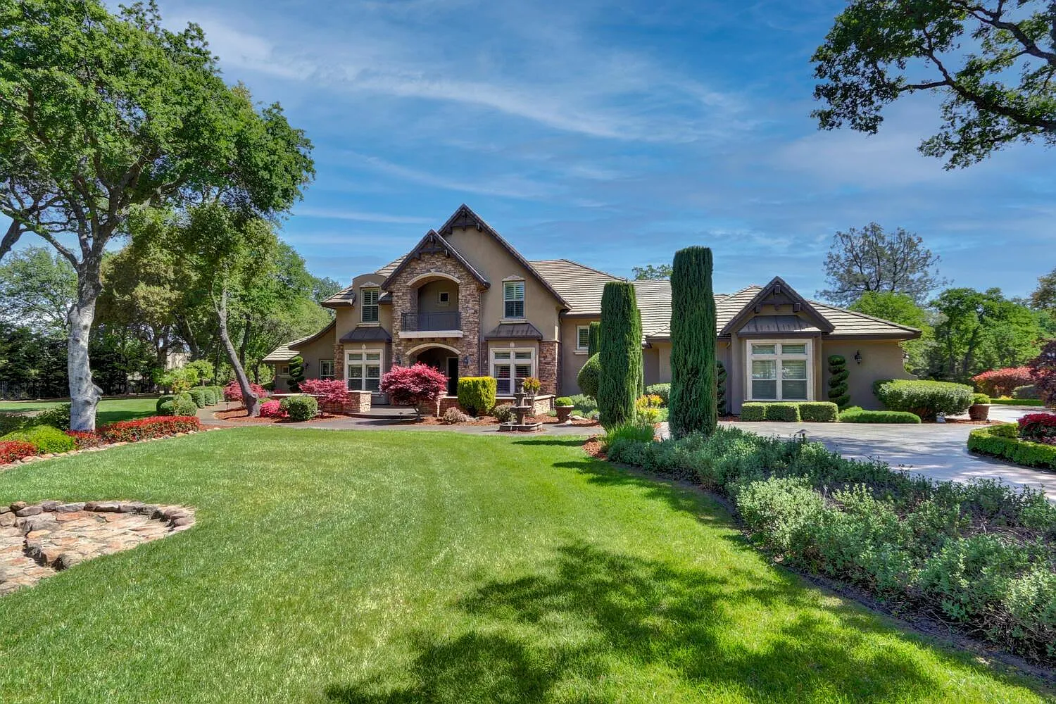 5691 Monte Claire Ln photo 1