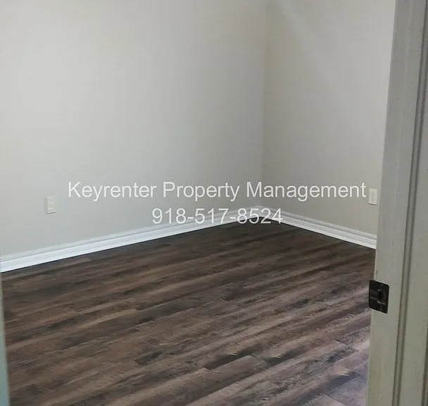 25620 Briar Dr — Photo 11