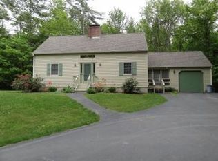 86 River Rd, Farmington, NH 03835