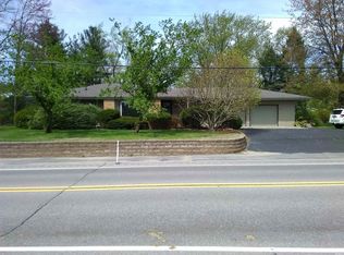 814 Wayne St, Middlebury, IN 46540