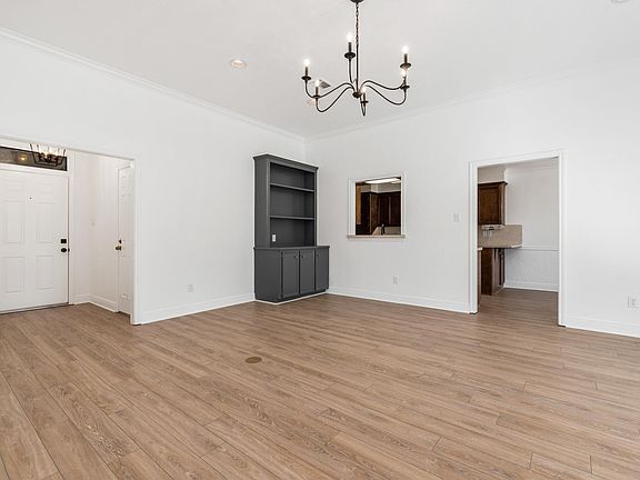 4th image of 2812 Rayado Ct N