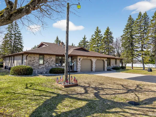 600 Thomas St, Hemlock, MI 48626