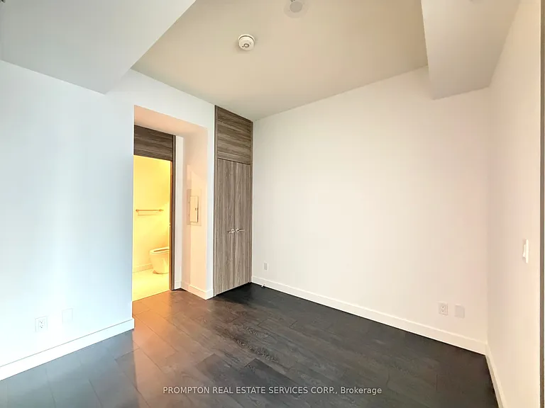 18 Esther Shiner Blvd #731 — Photo 15
