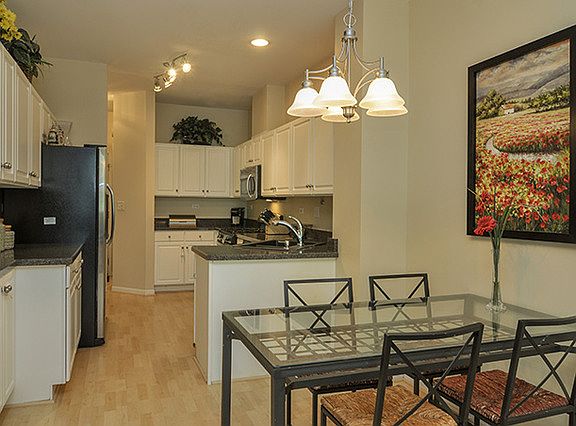 5th image of 32203 Millard Cir #32203