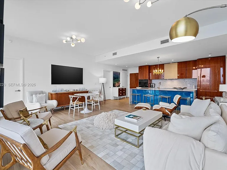 2678 Tigertail Ave #1508 — Photo 4