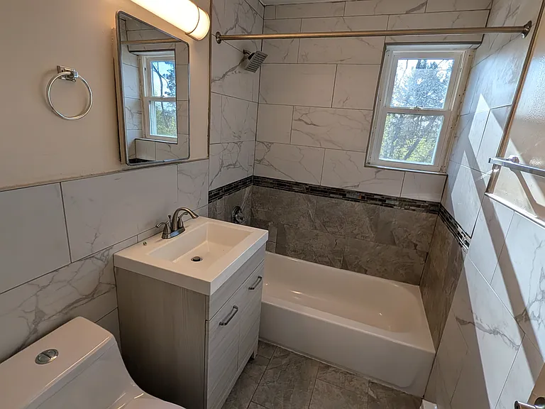 17-A75 Regan St #75 — Photo 6