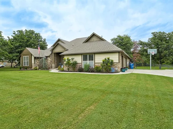2992 Piper Ln, Choctaw, OK 73020