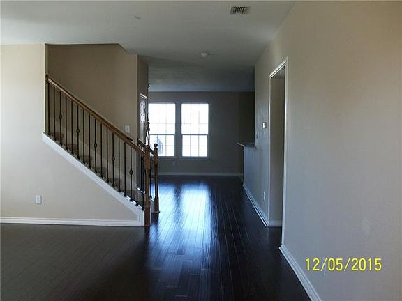 2nd image of 2627 Leisure Ln