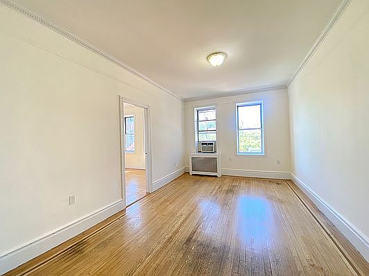 1st image of 621 9th Ave #6X