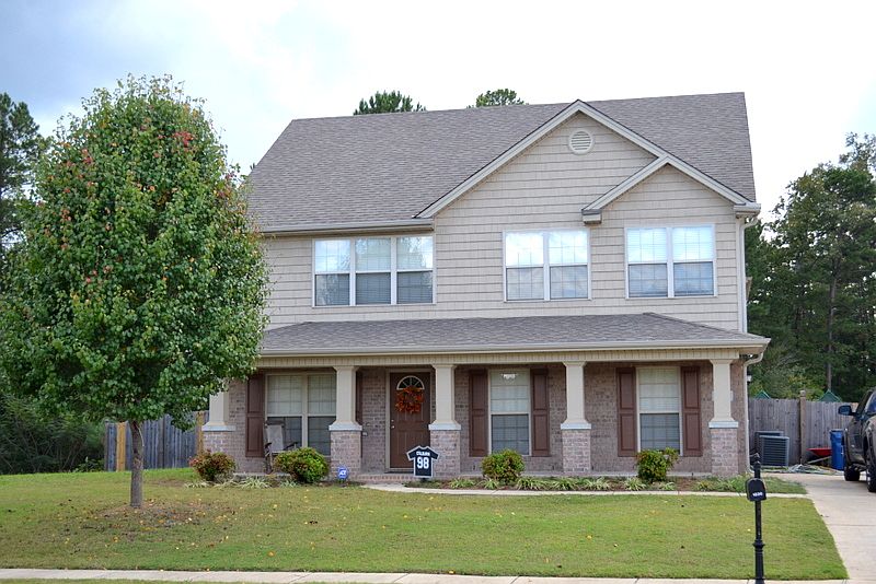 1st image of 1030 River Crest Trl