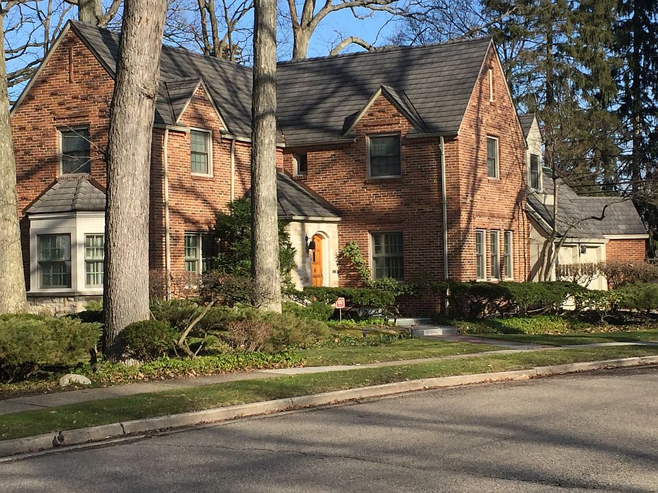 1st image of 500 Wildwood Dr