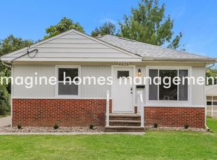 4626 Silverdale Rd, North Olmsted, OH 44070