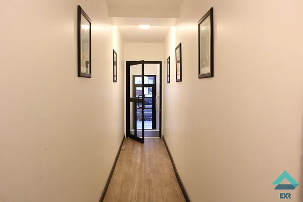 Rented by EXR | media 22