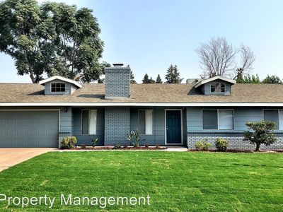 1112 E Feemster Ave, Visalia, CA, 93292