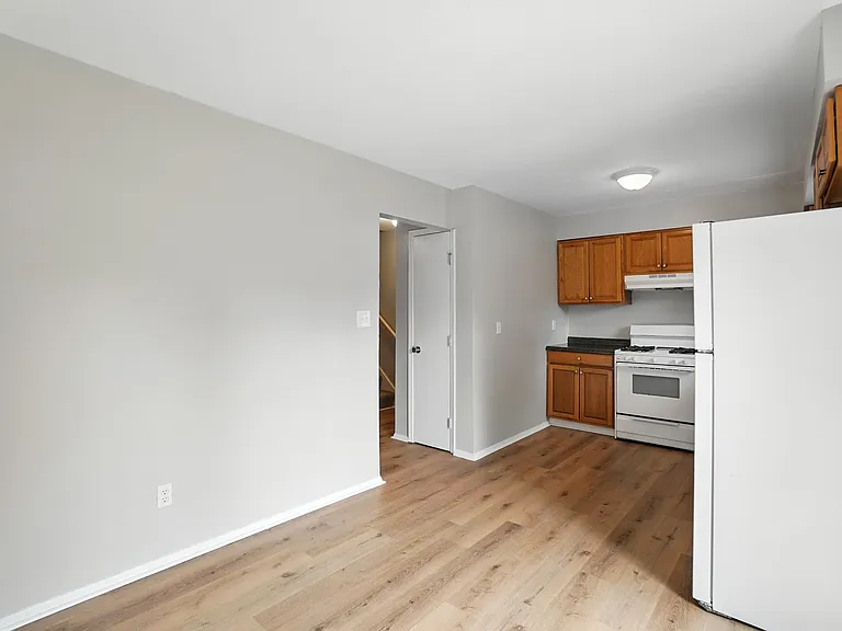 253 S Liberty St #2 — Photo 11