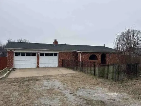 414 S Oak St, Kellyville, OK 74039