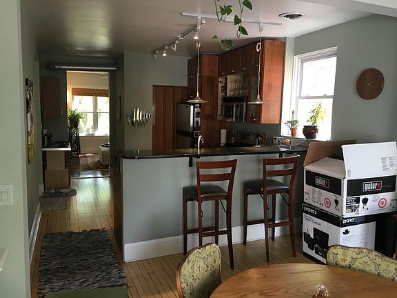4th image of 1536 W Henderson St APT 3