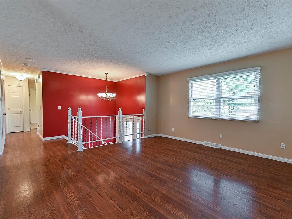 10669 Timberview Dr Aurora IN Zillow