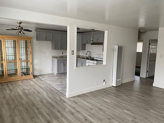 2nd image of 1401 E Bayshore Rd APT 2