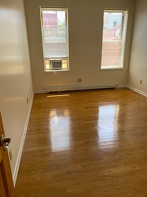 Rented by Think Properties | media 8