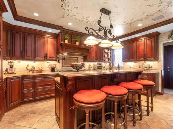 4 Point Crescent image 6 of 25