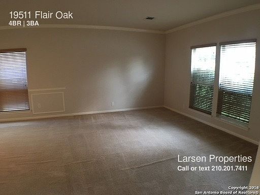 4th image of 19511 Flair Oak