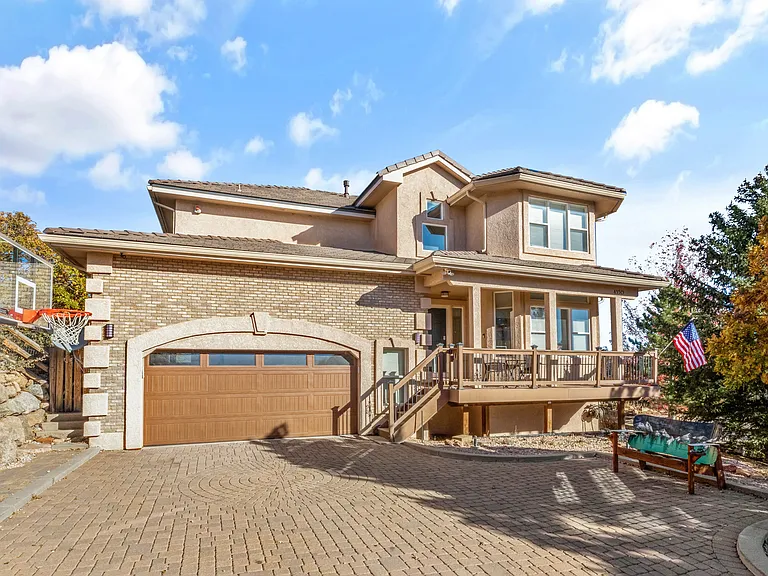 4350 Reginold Ct — Photo 1