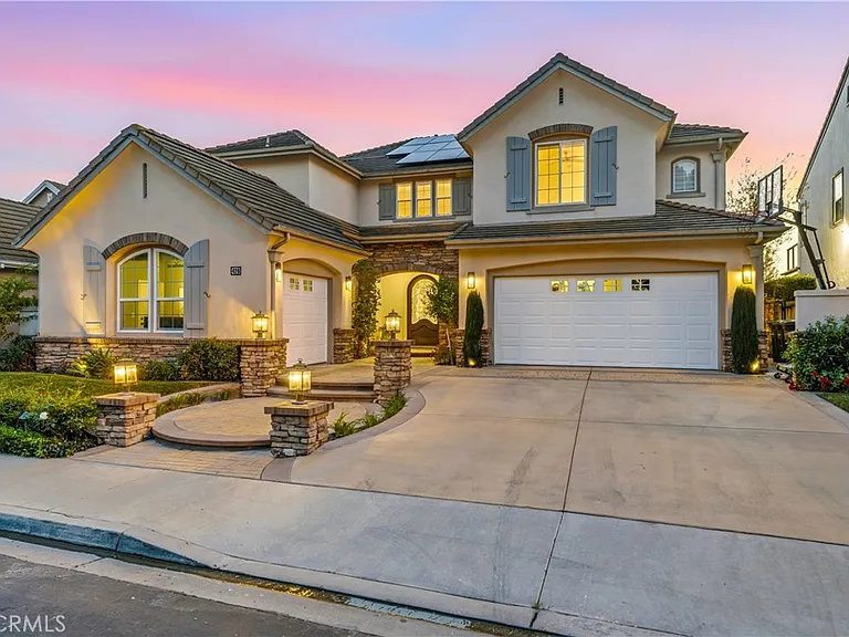 426 Camino Bandera — Photo 1