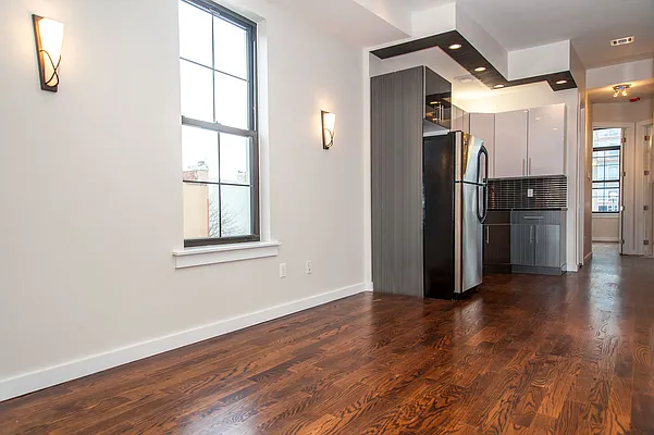Rented by Nooklyn NYC LLC | media 126