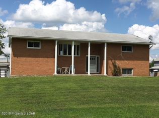 533 S Main Rd, Mountain Top, PA 18707