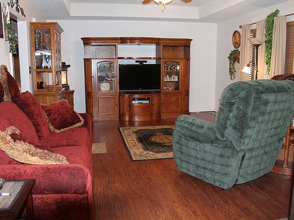 2nd image of 1517 City View Dr