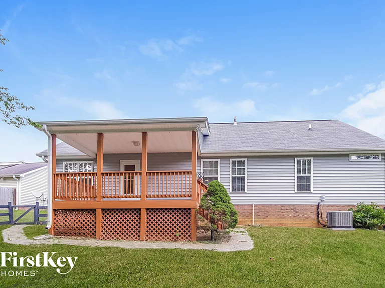 3802 Watercourse Ct — Photo 15